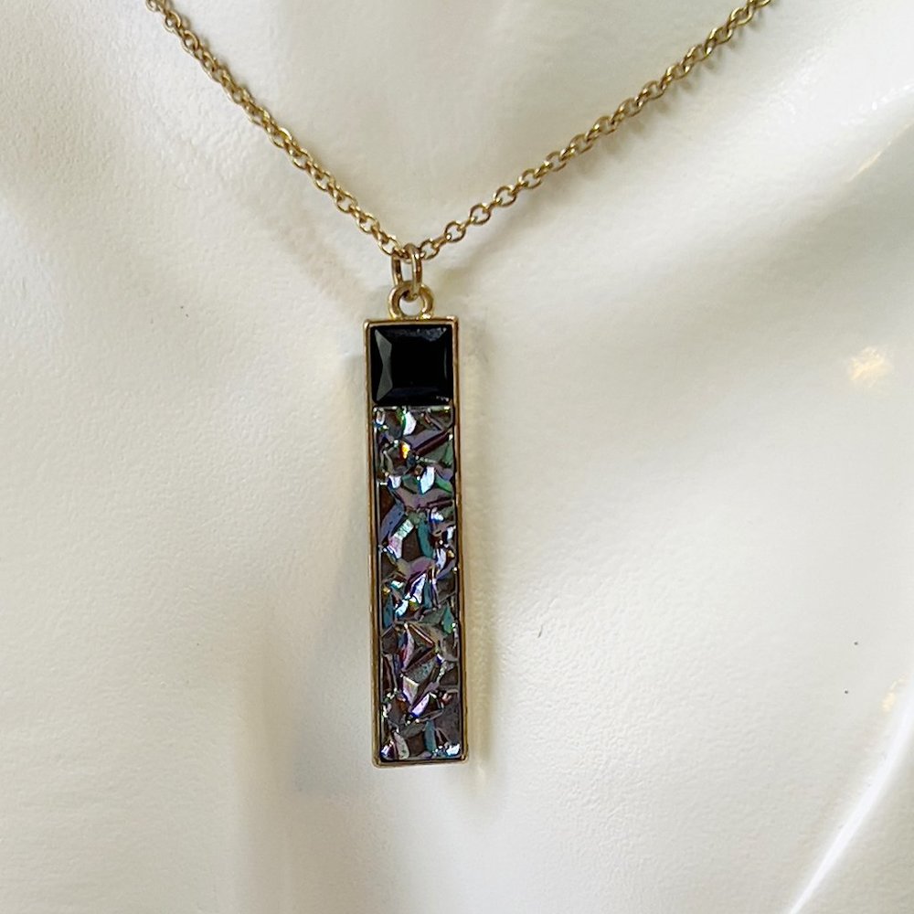 Necklace Pendant Crushed Gemstones Vintage 28" Gold Tone Purple Blue OK 1984